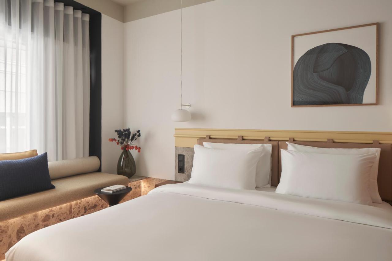 The Social Athens Hotel, A Member Of Radisson Individuals ภายนอก รูปภาพ