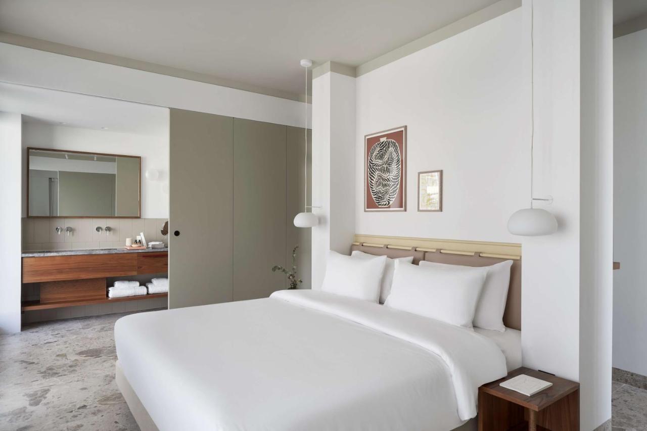 The Social Athens Hotel, A Member Of Radisson Individuals ภายนอก รูปภาพ