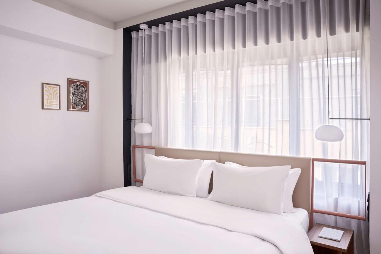 The Social Athens Hotel, A Member Of Radisson Individuals ภายนอก รูปภาพ