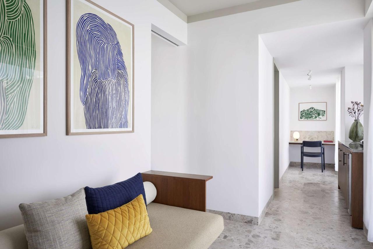 The Social Athens Hotel, A Member Of Radisson Individuals ภายนอก รูปภาพ